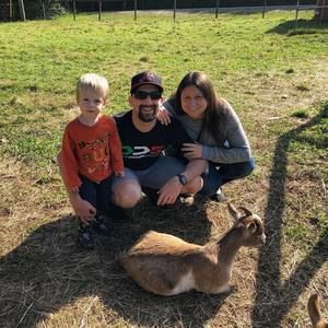Meet your Posher, Adam